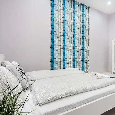 公寓 Cozy 2 Bedroom 2 Bathroom In The Centre