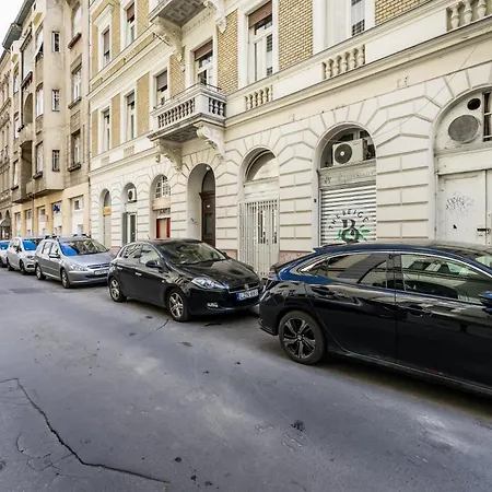 Cozy 2 Bedroom 2 Bathroom In The Centre * Budapest